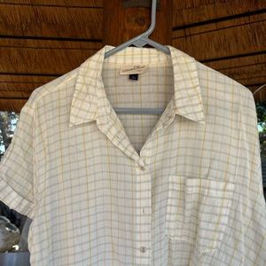 Universal Thread button up blouse size L, make an offer